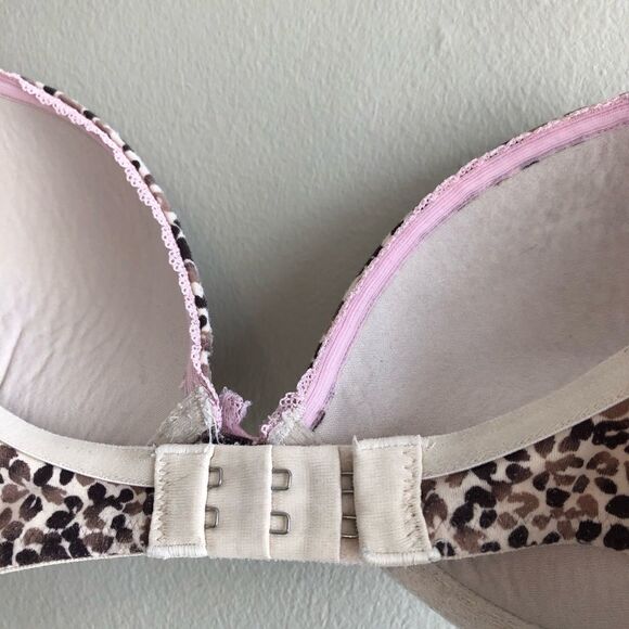 🚨3/$20🚨 Victorias Secret Cheetah Under Wired Supportive Push Up Bra Top Pink 36B - Picture 10 of 14